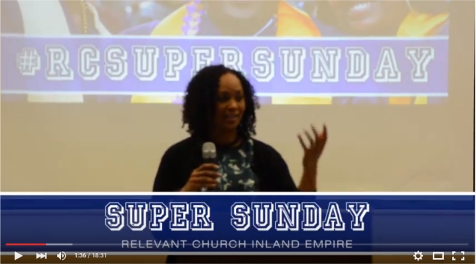 pict-super-sunday-clip